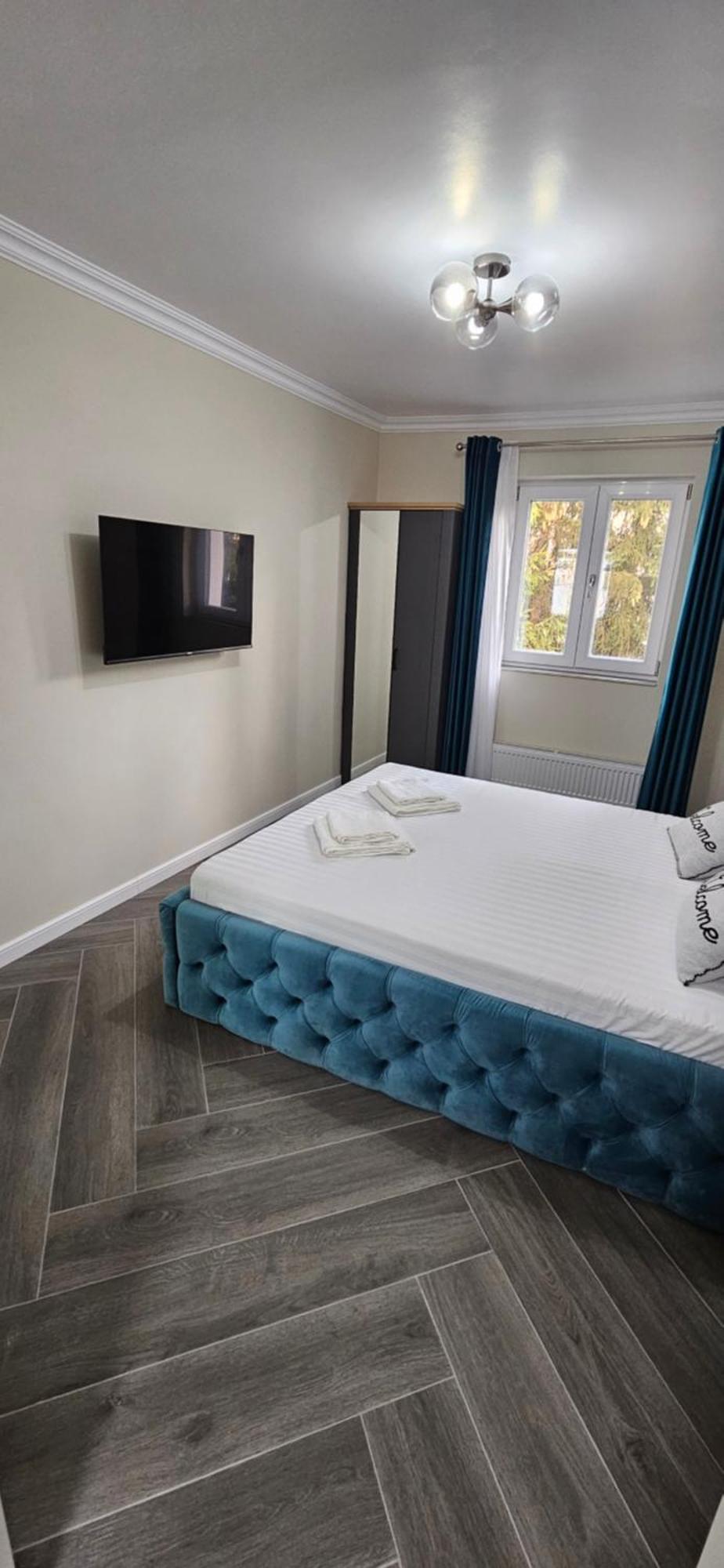 White Rezidence II Apartment Curtea De Arges Luaran gambar