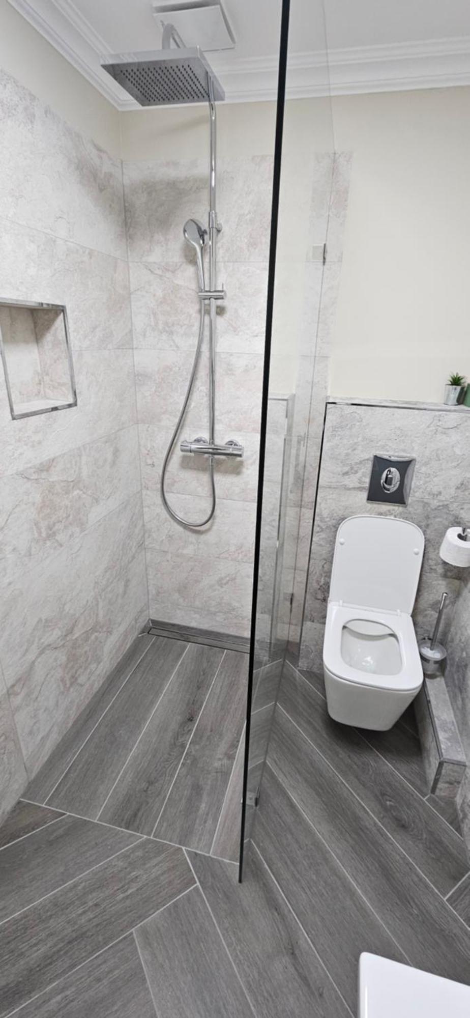 White Rezidence II Apartment Curtea De Arges Luaran gambar